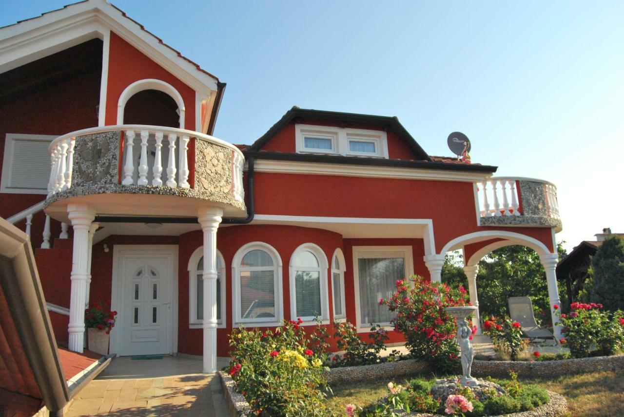 Apartma Jelka Novigrad Istria Exteriör bild