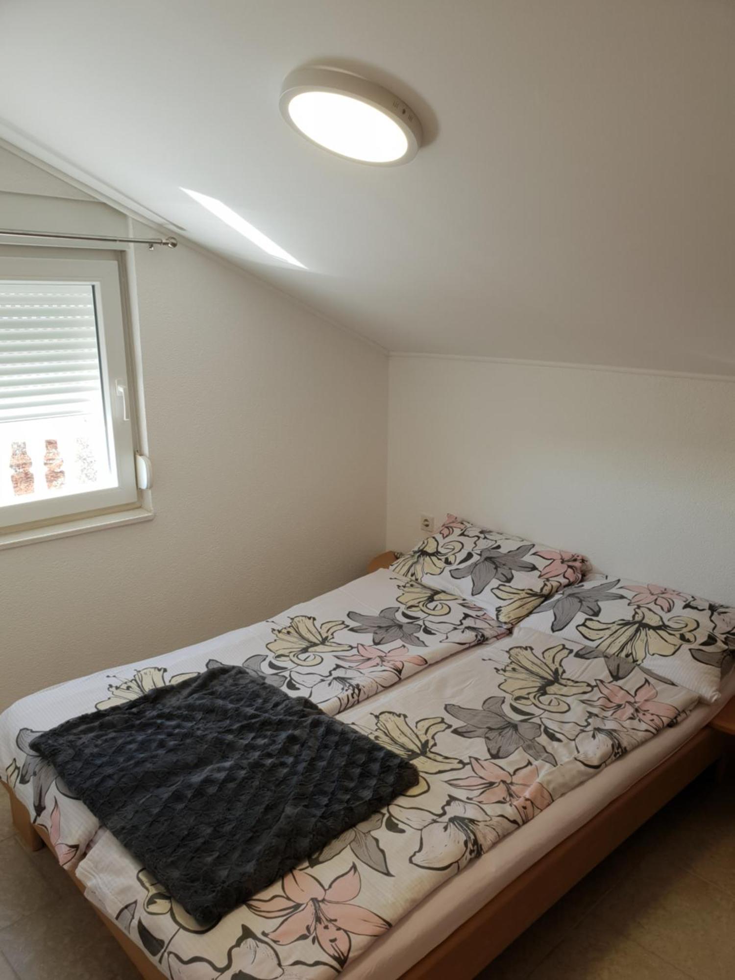 Apartma Jelka Novigrad Istria Exteriör bild