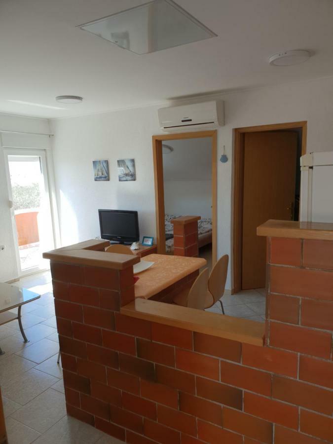Apartma Jelka Novigrad Istria Exteriör bild